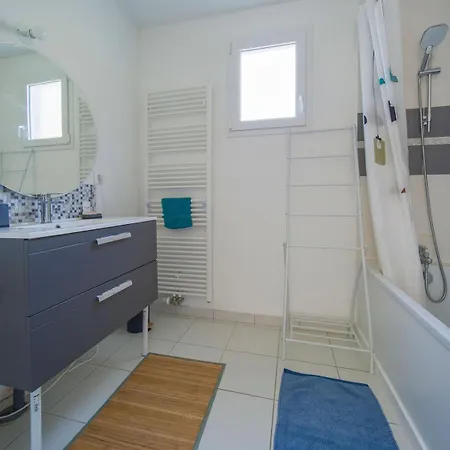 Escapade A Ploubalay : Maison Moderne De Plain-pied Semesterbostad Beaussais Sur Mer