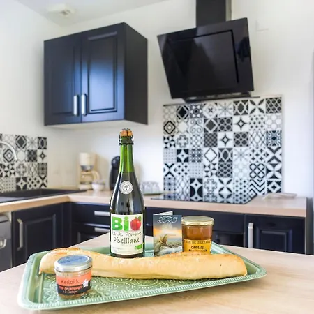 Semesterbostad Escapade A Ploubalay : Maison Moderne De Plain-pied *